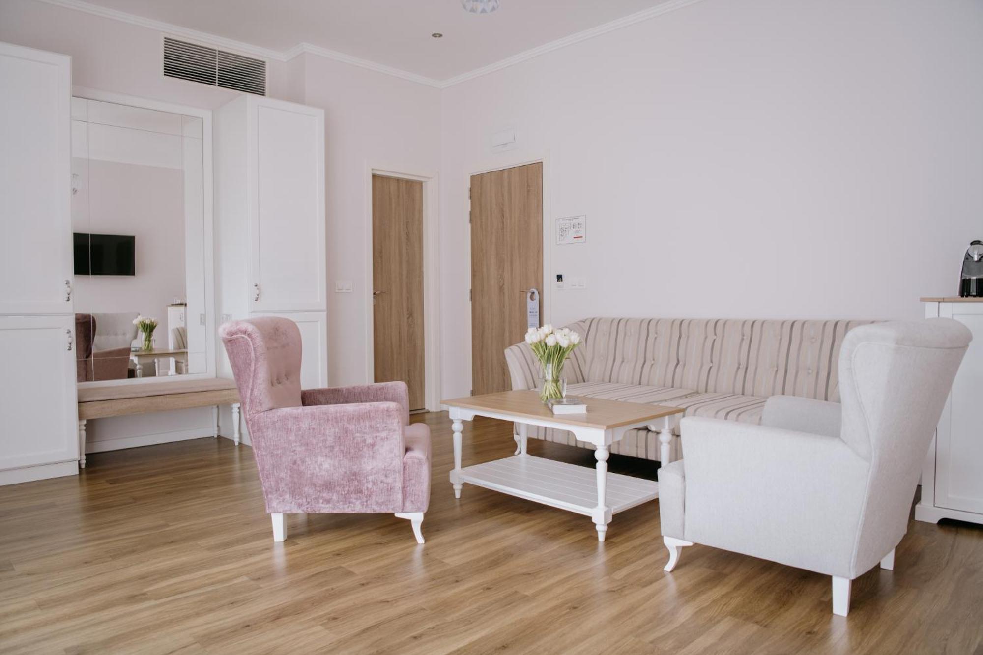 Impresamente Art Hotel Sofya Dış mekan fotoğraf