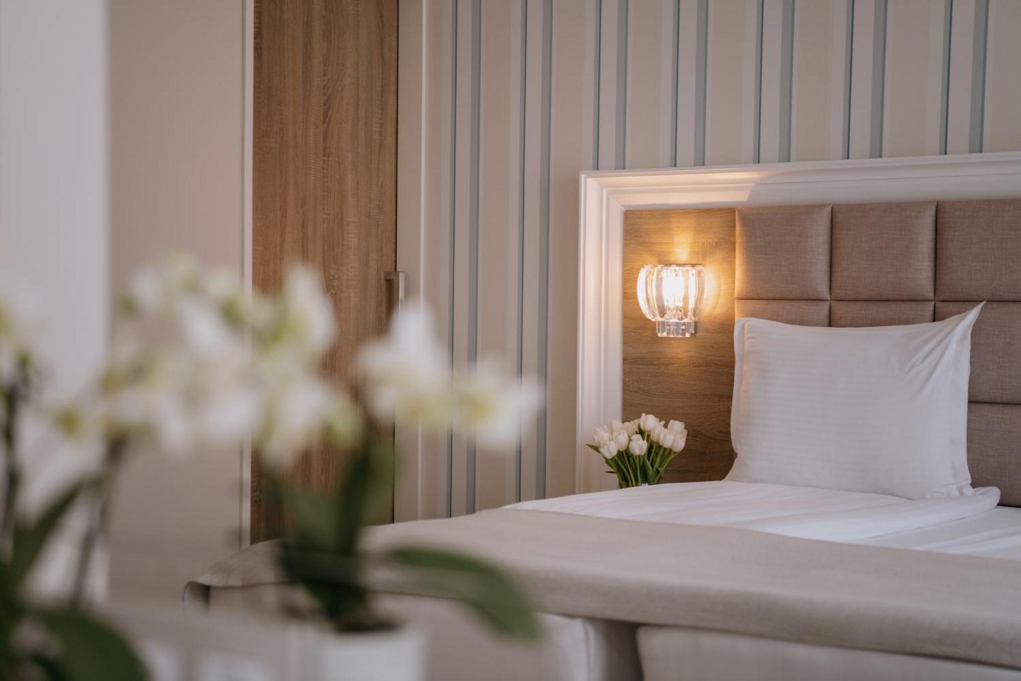 Impresamente Art Hotel Sofya Dış mekan fotoğraf